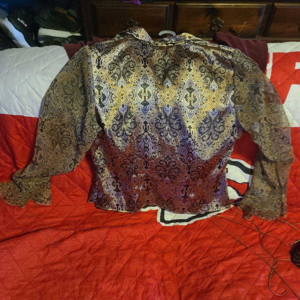 Blouse.
